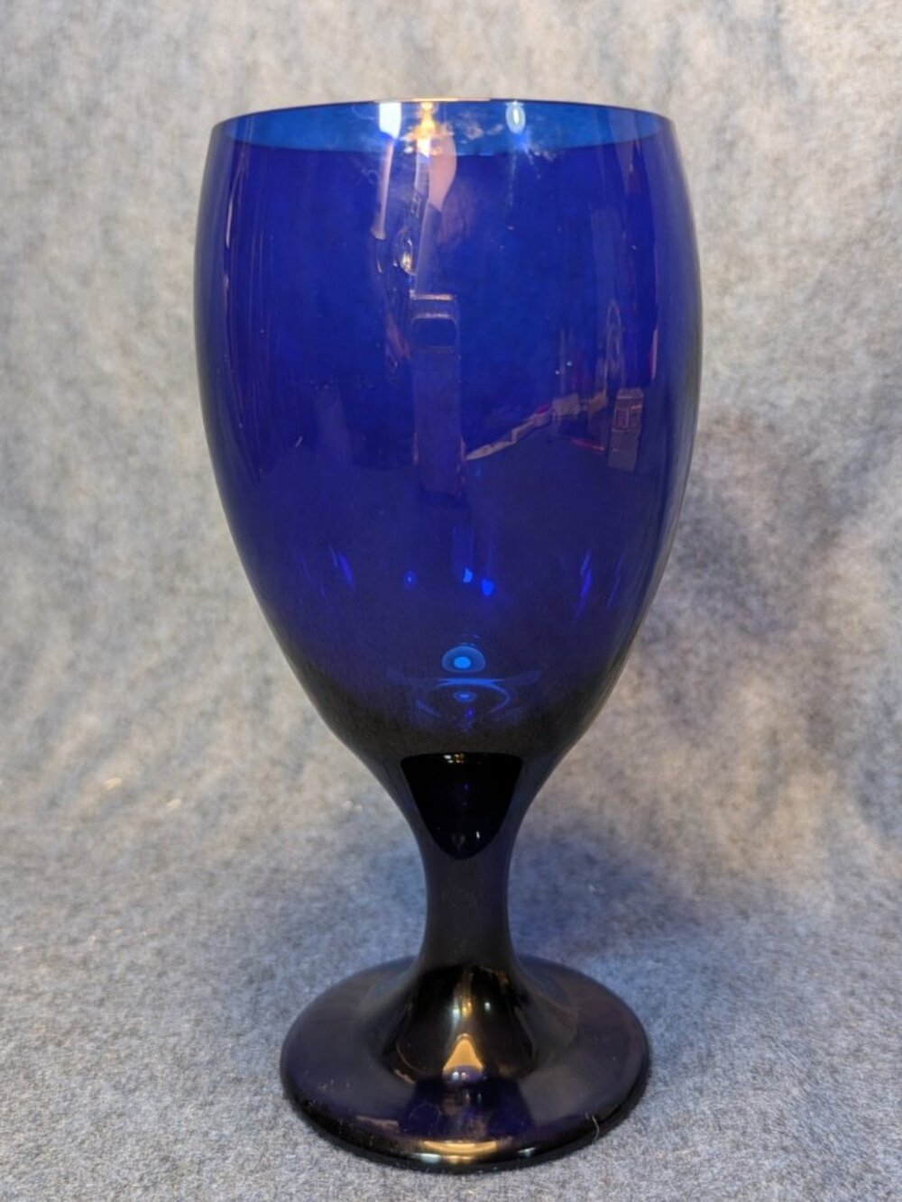 Vintage Libbey Cobalt Blue Wine Glass, 7.5” Tall 2 glass Lot